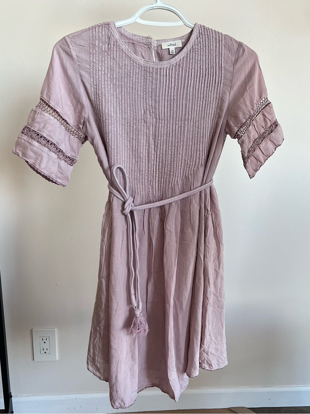Wilfred Mauve Pintuck Dress with Tassel Belt